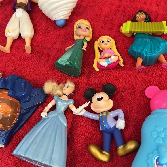 Toy Bundle - Picture 3 of 12